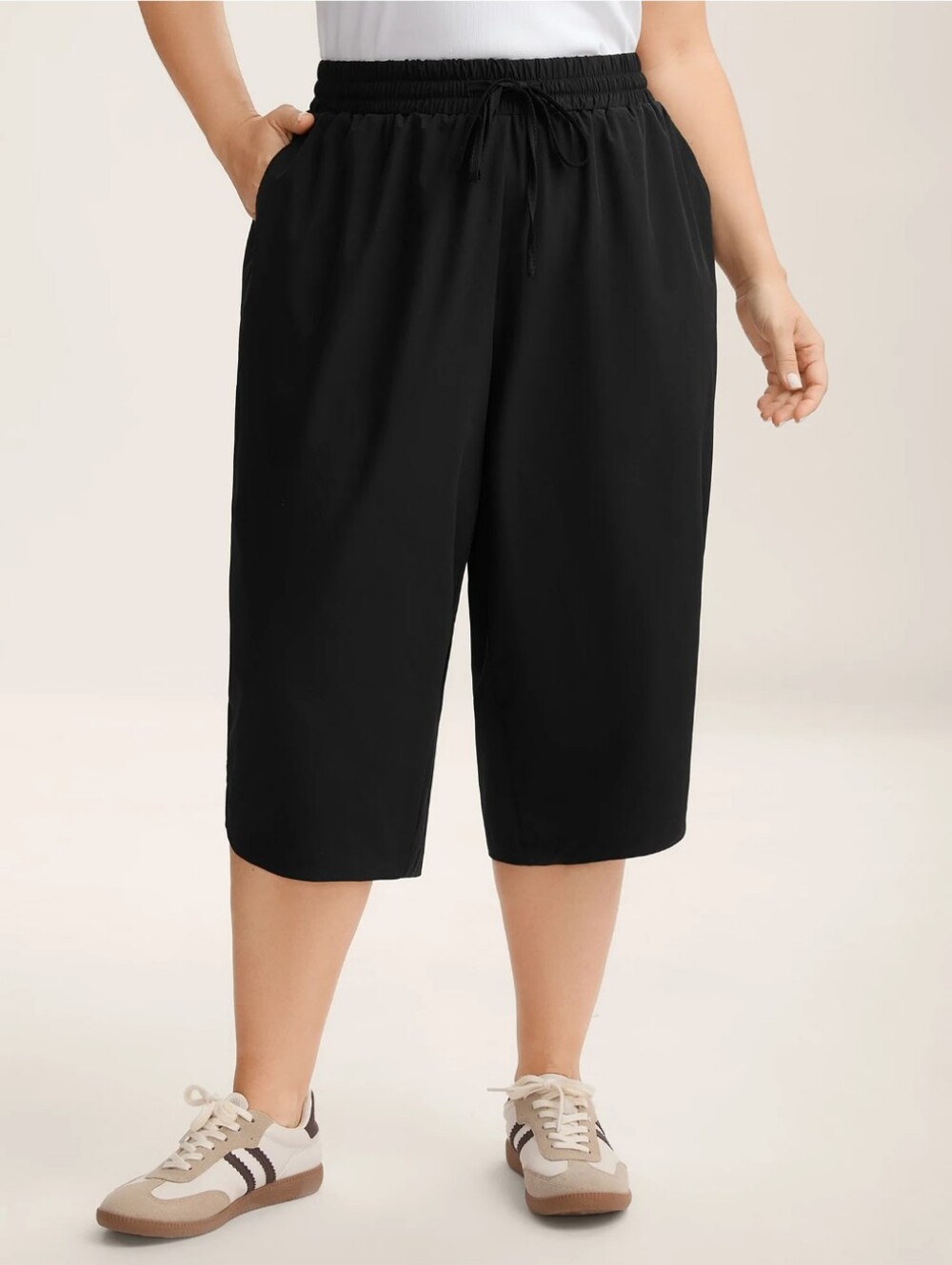 BloomChic Shirred Waist Tie Straight-Leg Crop Pants- 30/6X